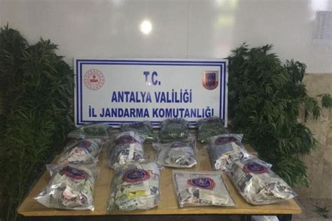 A­n­t­a­l­y­a­­d­a­ ­j­a­n­d­a­r­m­a­d­a­n­ ­u­y­u­ş­t­u­r­u­c­u­ ­o­p­e­r­a­s­y­o­n­u­:­ ­3­8­ ­g­ö­z­a­l­t­ı­